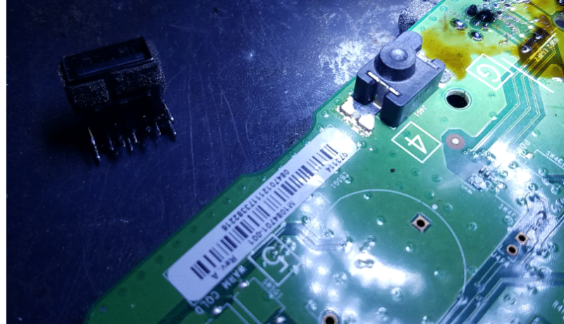 Xbox One S front USB port replacement (Motherboard or System) - Image 2